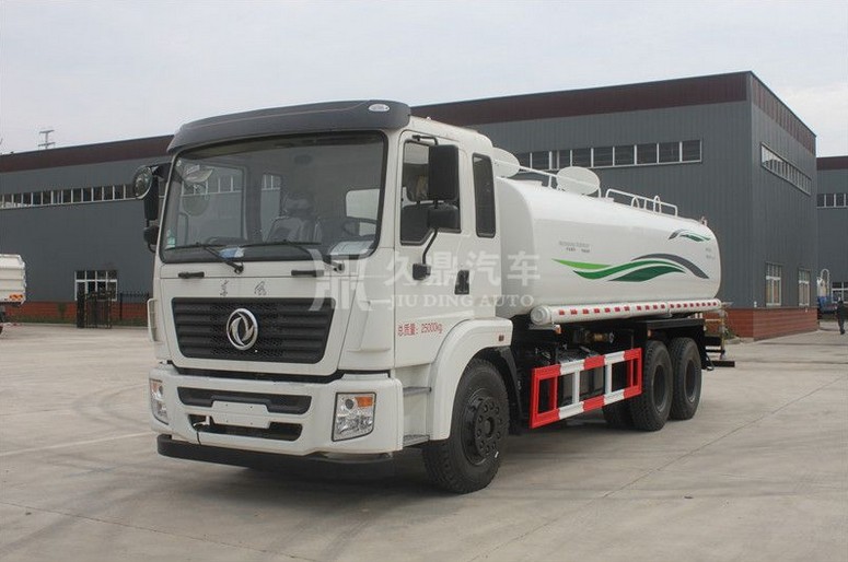 20噸(20方)東風后八輪綠化灑水車價格