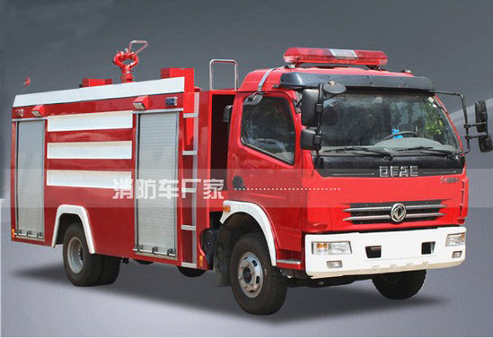 5噸東風(fēng)多利卡單排座泡沫消防車價格