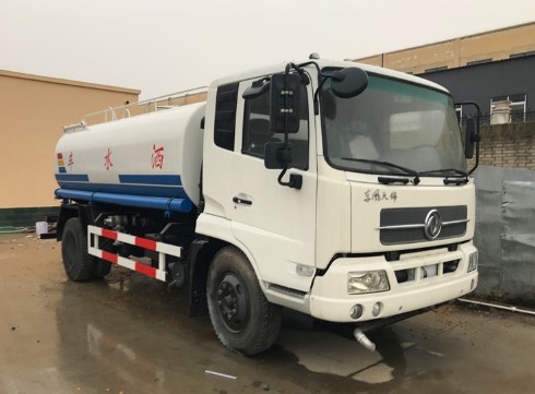 10噸灑水車價格查詢_最便宜的東風天錦10噸綠化灑水車廠家價格