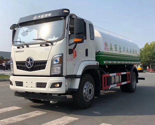 15噸灑水車(chē)多長(zhǎng)_大運(yùn)致勝15方綠化灑水車(chē)廠家價(jià)格